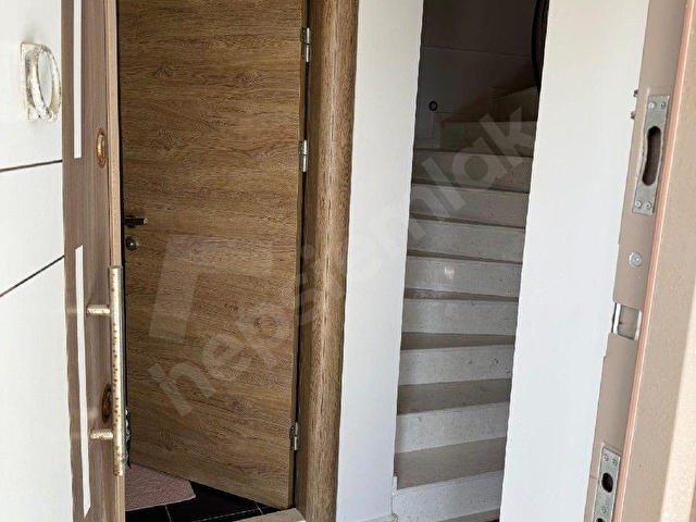 fırsat dikili candarlıda 5+2 denize yakın yüzme havuzlu site içinde  tadilatlı forleks  villa - Görsel 13