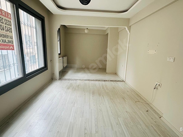 ÜÇYOL METRO YAKINI GENÇ BİNA DOĞALGAZLI 2+1 KİRALIK DAİRE - Görsel 3