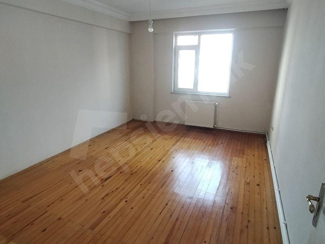 ADİLDEN DOLUNAY MAHALLESİNDE SİTE İÇİNDE 3+1 145 M2 1.KAT DAİRE - Görsel 23
