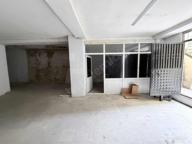 Sefaköy İnönü mah kiralık 450 metre² iş yeri depo her işe uygun - Görsel 8