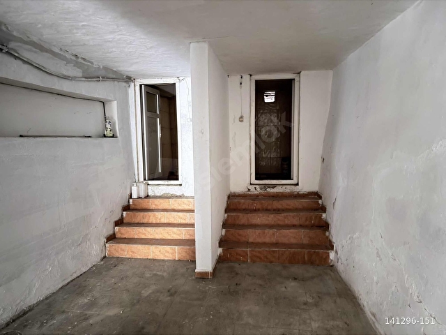 Sefaköy İnönü mah kiralık 450 metre² iş yeri depo her işe uygun - Görsel 9