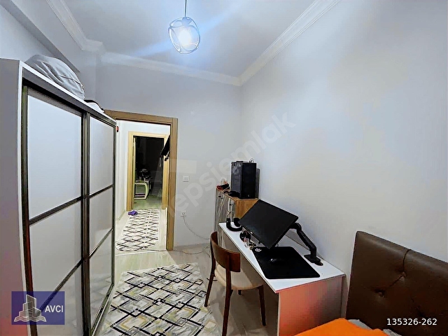 AVCIDAN TEK YETKİ- ÜST KAT ÖN CEPHE 2+1 AYRI MUTFAK ÇİFT BANYO - Görsel 15