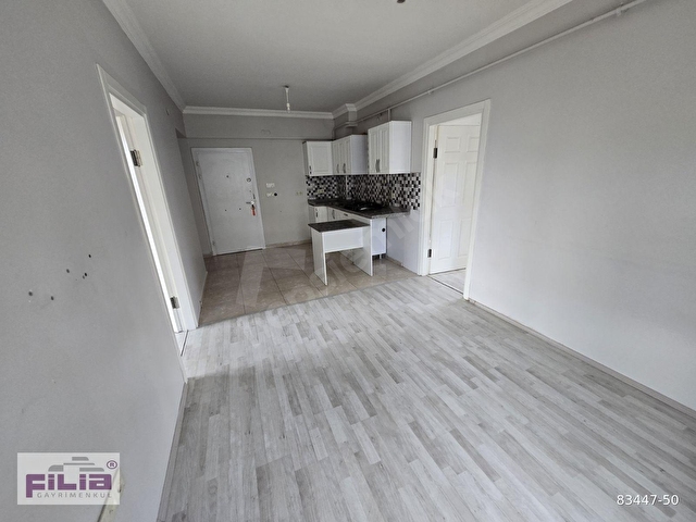 SAKARYA ÜNİVERSİTESİ KAPI GİRİŞİNDE SATILIK 2+1 DAİRE - Görsel 4