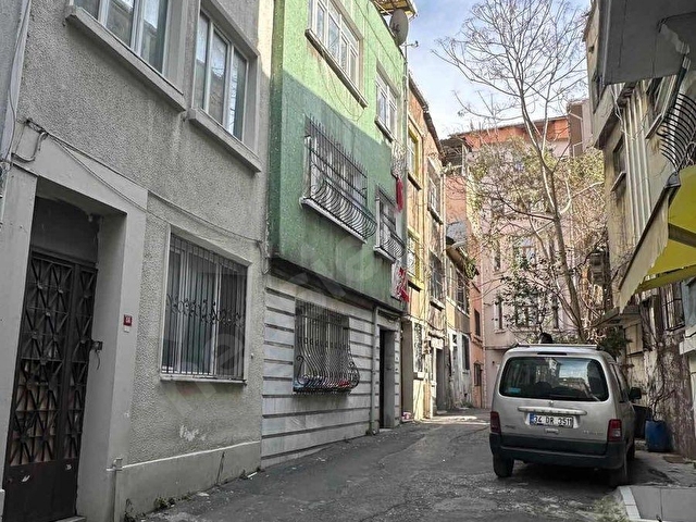 YATIRIMLIK İSTİKLALE 7 DK YÜRÜME MESAFESİNDE KOMPLE SATILIK BİNA - Görsel 24