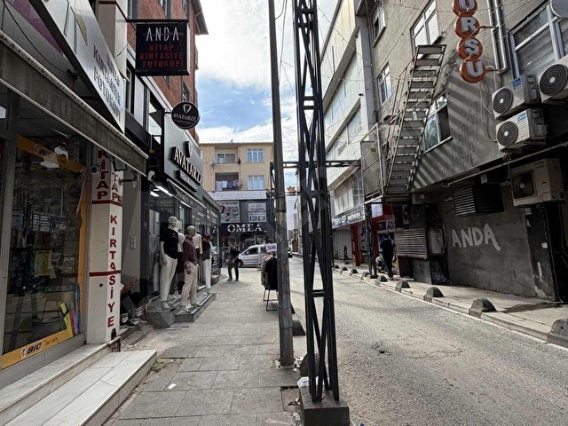 SULTANBEYLİ MERKEZDE 110 m2 GENİŞ DÜKKAN CADDEYE 1 DAKİKA - Görsel 27