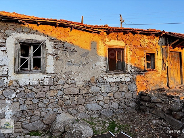 Bergama Durmuşlar Bölgesinde 825 m² Arsa İçinde taş ev - Görsel 8