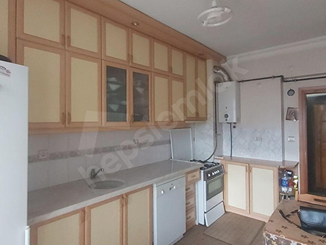 ÇELEBİLER’DE MERKEZİ KONUMDA, FERAH 3+1 ASANSÖRLÜ ÜST KAT DAİRE - Görsel 8