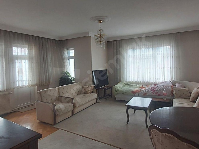 ÇELEBİLER’DE MERKEZİ KONUMDA, FERAH 3+1 ASANSÖRLÜ ÜST KAT DAİRE - Görsel 15