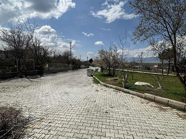 BURDUR MERKEZ BAŞAK EVLER SİTESİNDE SATILIK ARSA - Görsel 15