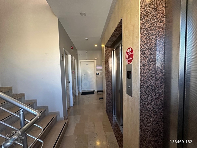 BOSTANCI METROSU YAKINI D-100 CEPHELİ PLAZADA KİRALIK BÜRO&OFİS - Görsel 8