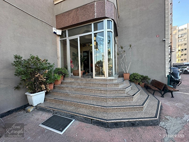 BOSTANCI METROSU YAKINI D-100 CEPHELİ PLAZADA KİRALIK BÜRO&OFİS - Görsel 3