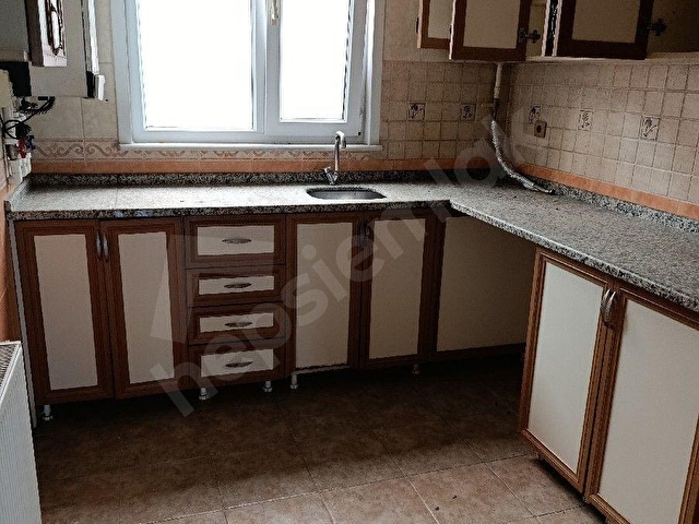 Küçük Çamlıca 140 metrekare 3+1 kiralık daire - Görsel 9