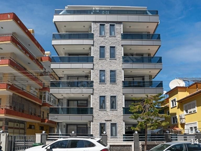 ALANYADA MERKEZDE MÜKEMMEL KONUMDA YÜKSEK KİRA GETİRİLİ SATILIK YENİ DAİRE - Görsel 2