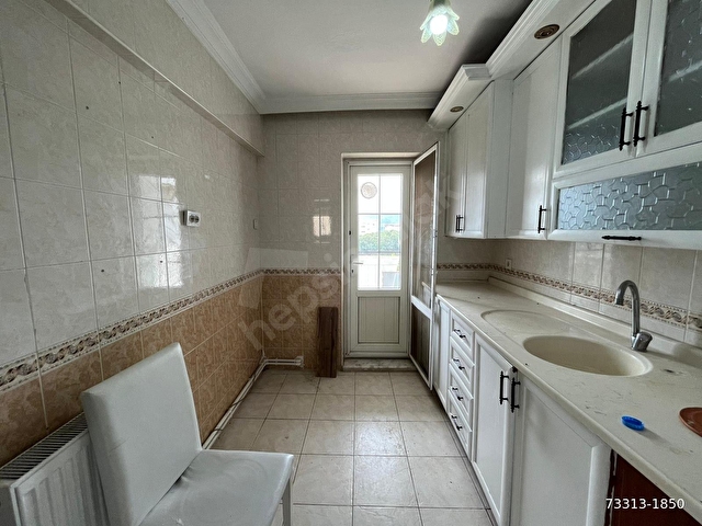 Yurtoğlunda 5. Kat Kiralık Bakımlı Doğalgazlı Daire - Görsel 2