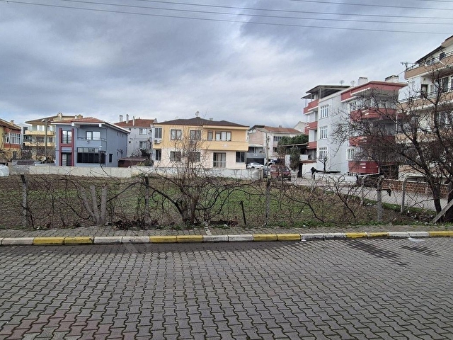 ALTIEYLÜL 2. GÜNDOĞAN MAHALLESİNDE SATILIK ARSA KÖŞE PARSEL - Görsel 3