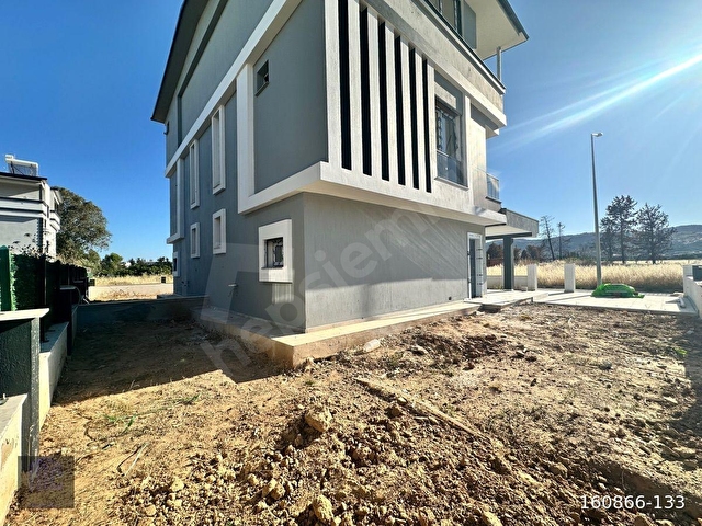 Seferihisar doğanbeyde 3+1 Satılık Sıfır Villa Denize 1km Mesafede - Görsel 4