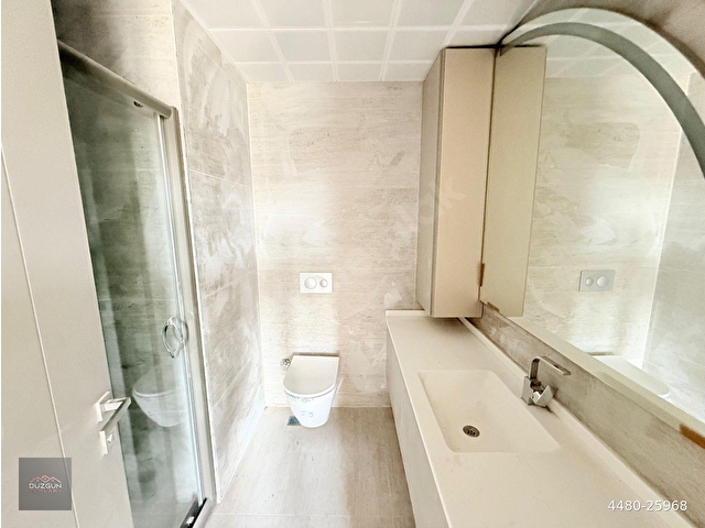 DÜZGÜN EMLAKTAN BULVARDA ŞIK MODERN YAPILI 4+1 SİTE DAİRE - Görsel 24