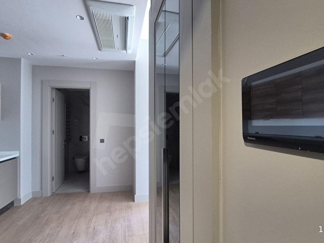 EVORA İZMİR DE KONUT VE OFİS KULLANIMINA UYGUN 1+1 KİRALIK - Görsel 3