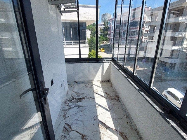 DENİZEVLERİ TRAMVAY DURAĞINA YAKIN EŞYALI LÜKS 1+1 DAİRE - Görsel 7
