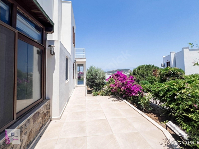 Bodrum Yalıkavakta Bahçeli Müstakil Villa | Plajlı Site - Görsel 29