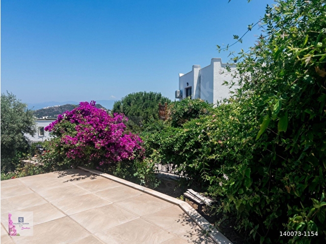 Bodrum Yalıkavakta Bahçeli Müstakil Villa | Plajlı Site - Görsel 24