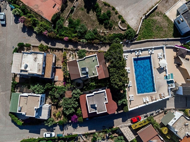 Bodrum Yalıkavakta Bahçeli Müstakil Villa | Plajlı Site - Görsel 3