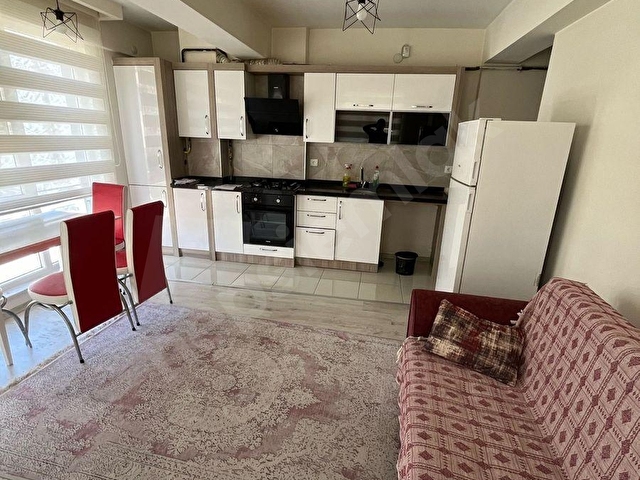 BORAZNLAR MAHALLESİ ARA KAT EŞYALI 1+1