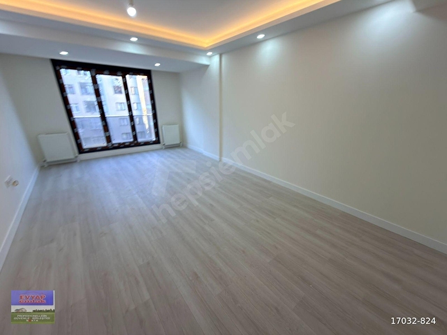EV-YAPTAN BAHÇELİEVLER YAYLA MERKEZDE 3+1 SIFIR EBVYN. BANYO