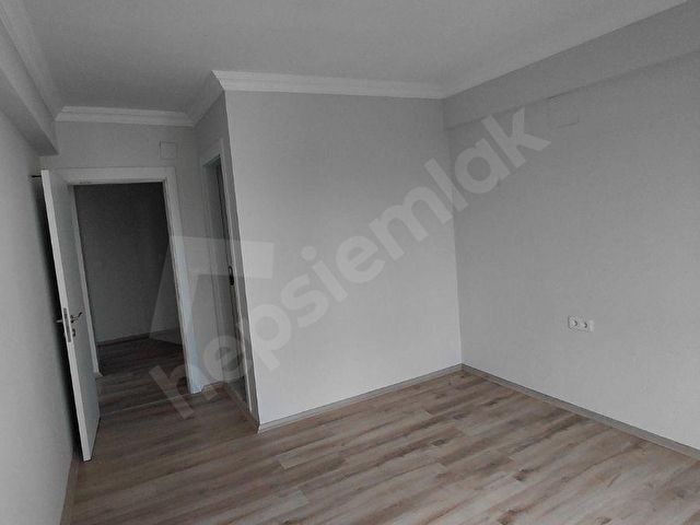DALAMANDA HAVUZLU SİTE İÇERİSİNDE SATILIK 2+1 DAİRE - Görsel 13