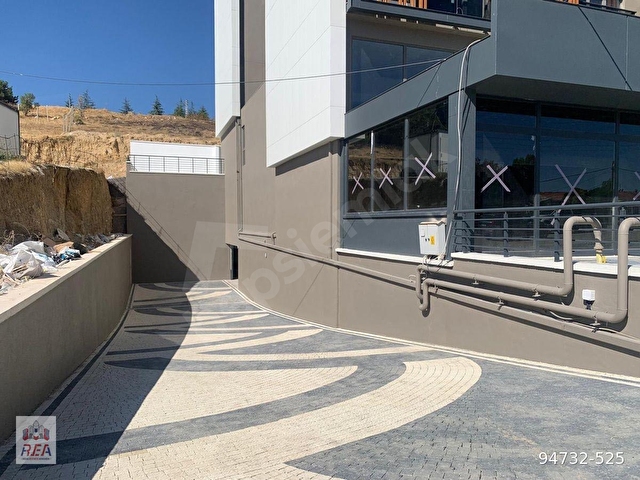 Taşpınar’da Cadde Üzerinde Kiralık İşyeri veya Konut - Görsel 4