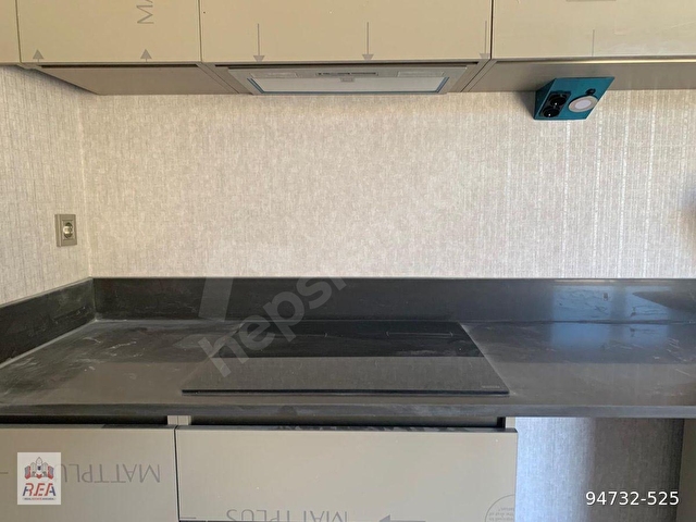 Taşpınar’da Cadde Üzerinde Kiralık İşyeri veya Konut - Görsel 15