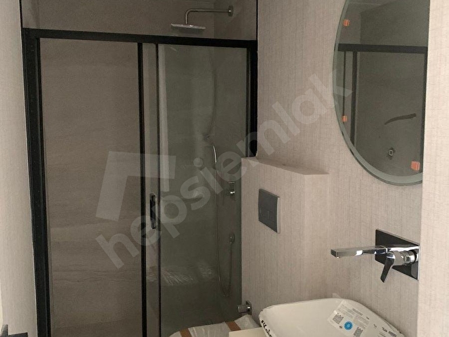 Taşpınar’da Cadde Üzerinde Kiralık İşyeri veya Konut - Görsel 16