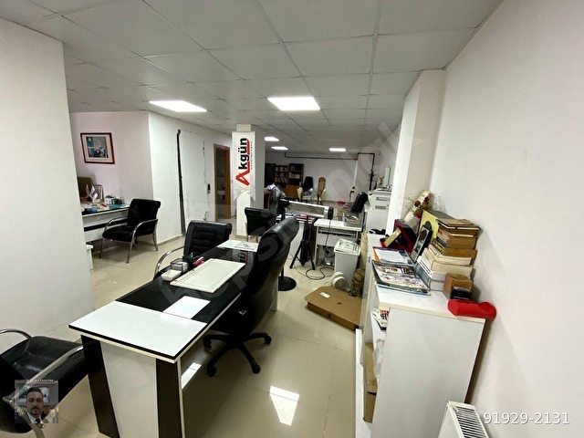 Beylikdüzü Kavaklı Merkezde Kiralık 170m2 Depo ve 200m2 Dükkan - Görsel 3