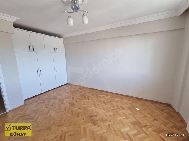 Buca Tenis Kulübü Yakını, Geniş ve Ferah Kiralık Daire - Görsel 9
