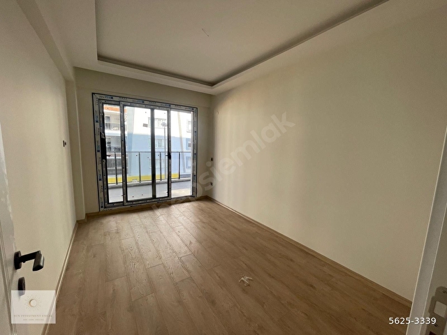 İNCİRLİOVA DA KÖŞE KONUMLU CADDE ÜZERİ SATILIK 3+1 LÜKS DAİRE - Görsel 5