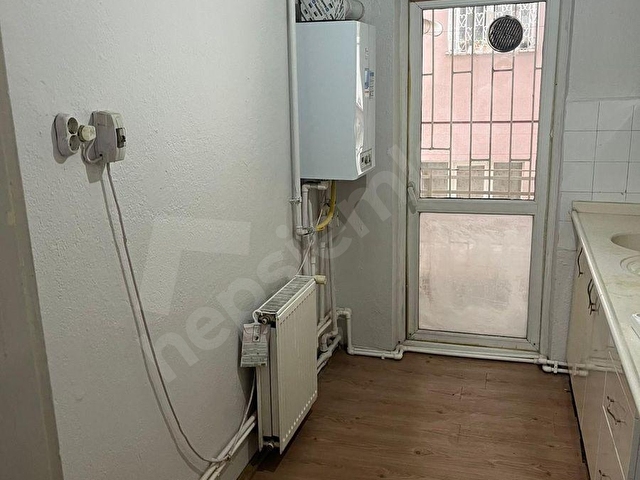 BAŞÇAVUŞ SOKAKTA KİRALIK DAİRE 2+1 Kombili - Görsel 7