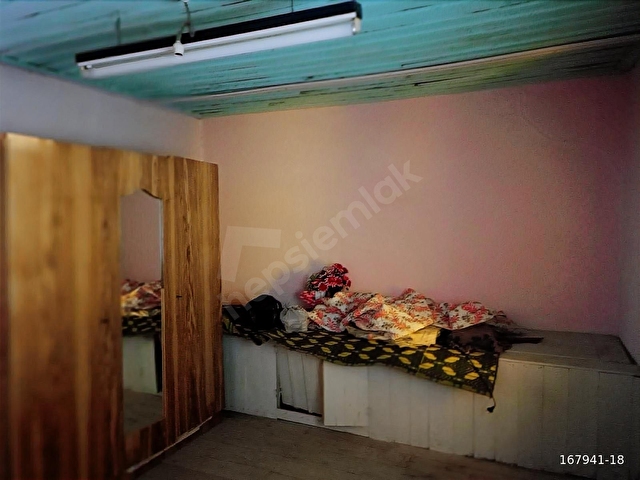 GENİŞ BAHÇELİ KÖY EVİ - Görsel 23