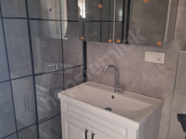 SANCAKTEPE MERVE MAHALLESİ 3+1 OTOPARKLI SATILIK DAİRE - Görsel 25