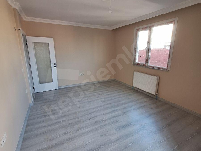 SANCAKTEPE MERVE MAHALLESİ 3+1 OTOPARKLI SATILIK DAİRE - Görsel 3