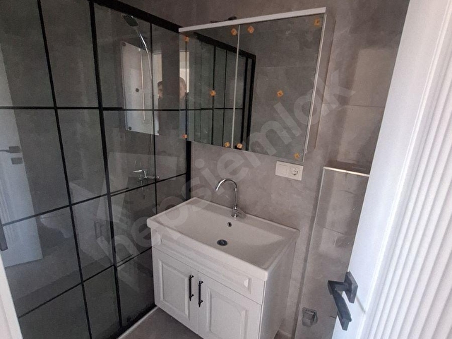 SANCAKTEPE MERVE MAHALLESİ 3+1 OTOPARKLI SATILIK DAİRE - Görsel 13