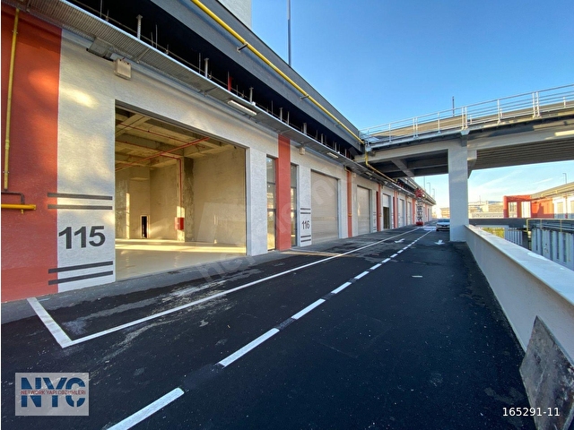 ÖZEL FIRSATLAR İLE 273 m2 İMALATHANE HADIMKÖY TİCARETHANE METKAPTA!