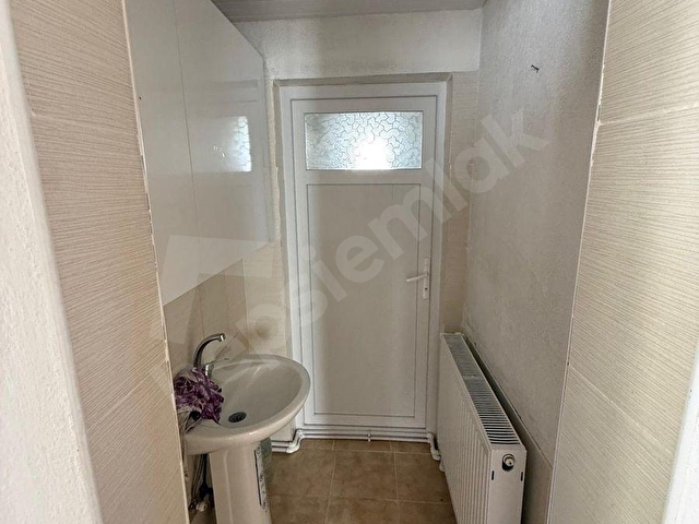 BAKLAN MERKEZDE 388M2 ARSA İÇİNDE SATILIK BAHÇELİ EV - Görsel 17