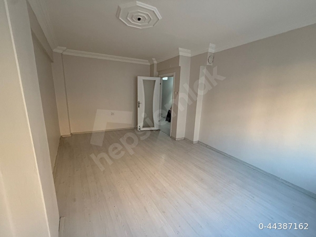Satılık 2 +1 Daire temiz ve bakımlı - Görsel 12