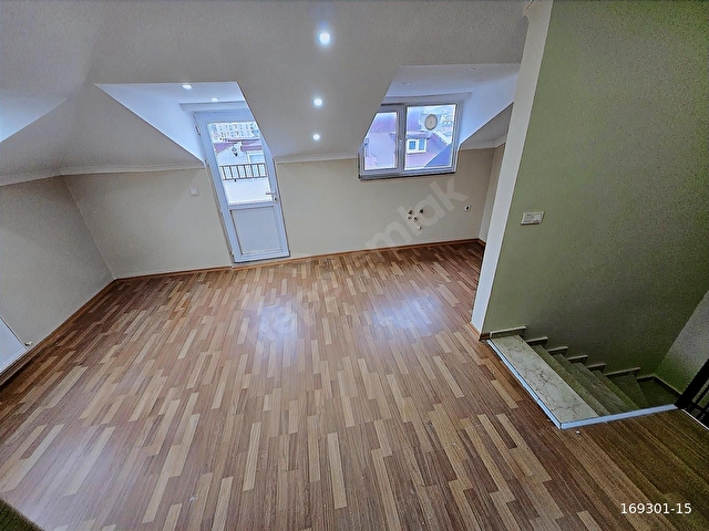 SANCAKTEPE VEYSEL KARANİ CADDESİNDE EMSALSİZ 130m2 ÜST DUBLEKS - Görsel 12
