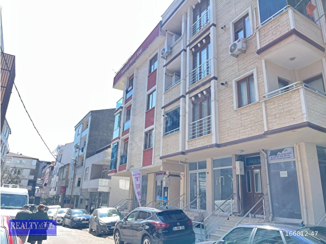 Çekmeköy Mehmet Akif Mah.Satılık Dükkan Şahinbey Cad.2.Bina - Görsel 2
