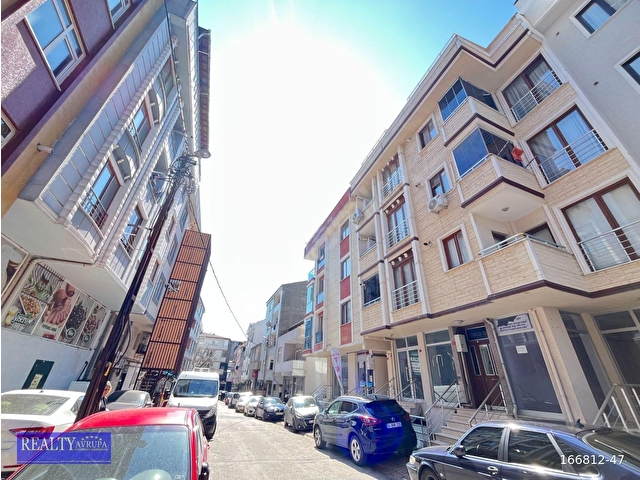 Çekmeköy Mehmet Akif Mah.Satılık Dükkan Şahinbey Cad.2.Bina
