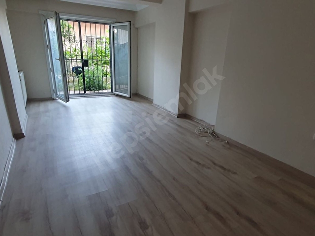 İÇERENKÖY MUHTARLIK ÇİVARI UYGUN FİYAT KEYİFLİ BAHÇE KATI - Görsel 13