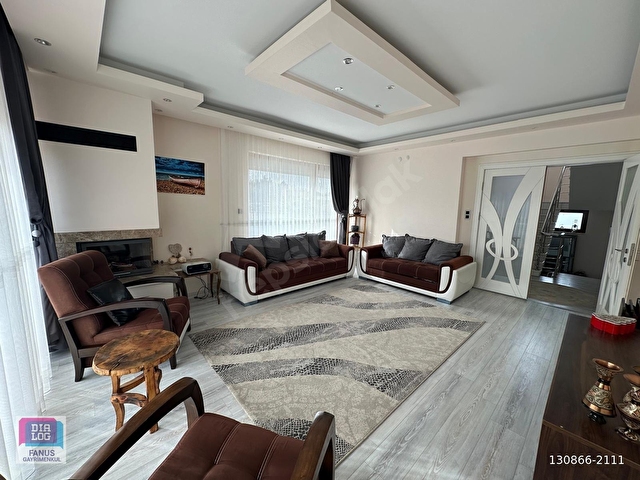 Bahçelievlerde 750 m² Arsa İçinde Ünv. Yakın 7+1 Müstakil Villa - Görsel 15
