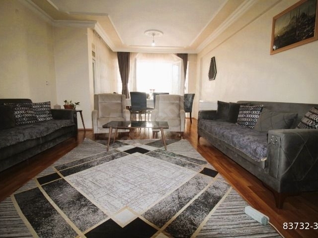 KARABÜK 100. YIL ASLANTEPE KIZ YURDU KARŞISINDA SATILIK 3+1DAİRE