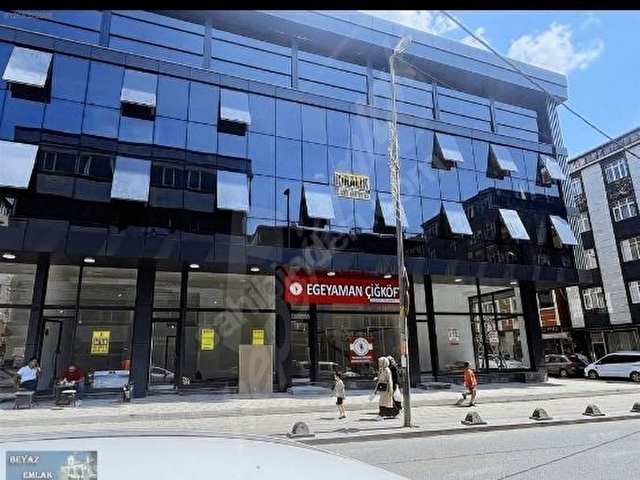 Mehmet akif mah. aşıkveysel caddesi üzerinde 250m2. 145.000TL